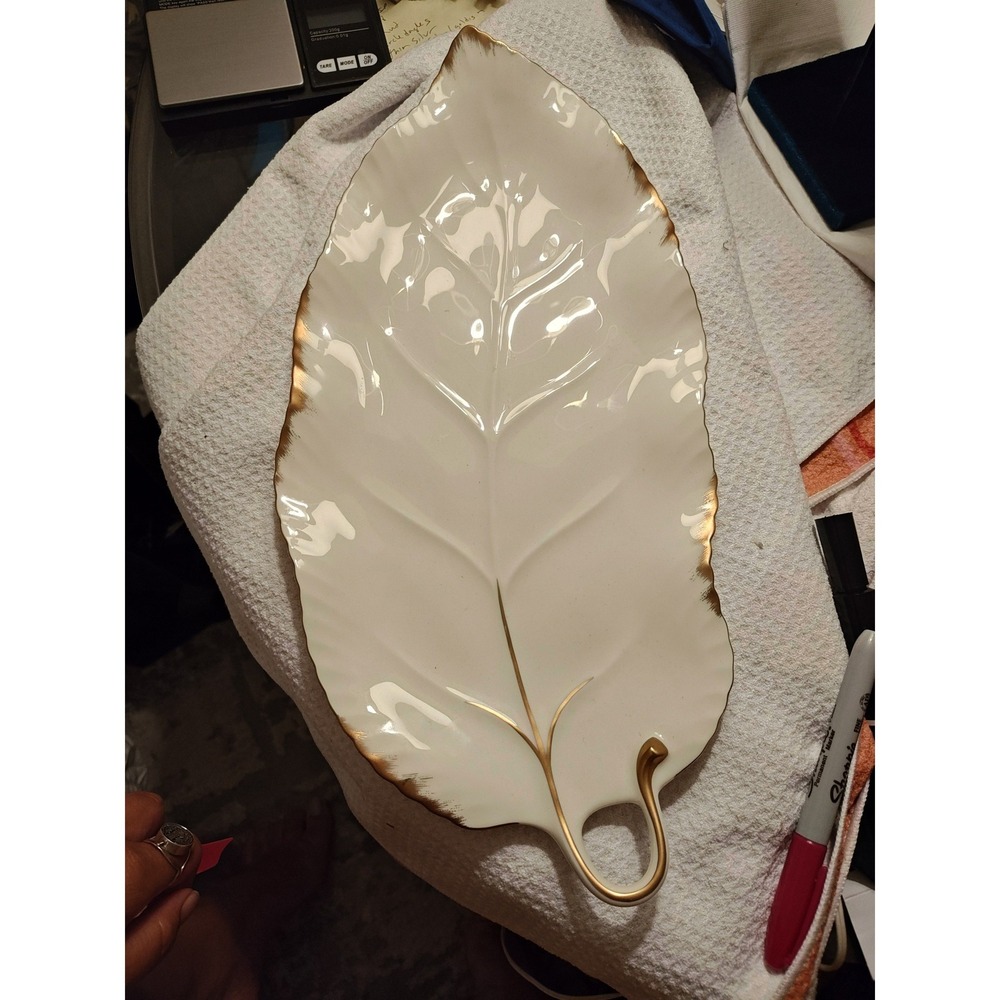 Serving Platter Ivory Mikasa Bone China Leaf 24K Gold Trim Narumi Japan B2001